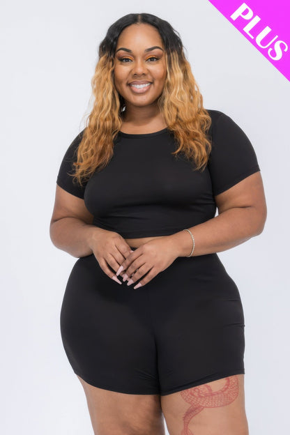 Plus Size Short Sleeve Crop Top &amp; Shorts Set