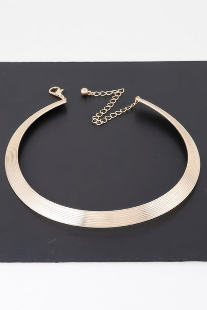 Shiny Modern Choker Necklace