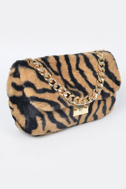 Statement-Making: tiger Print Textured Shoulder Bag