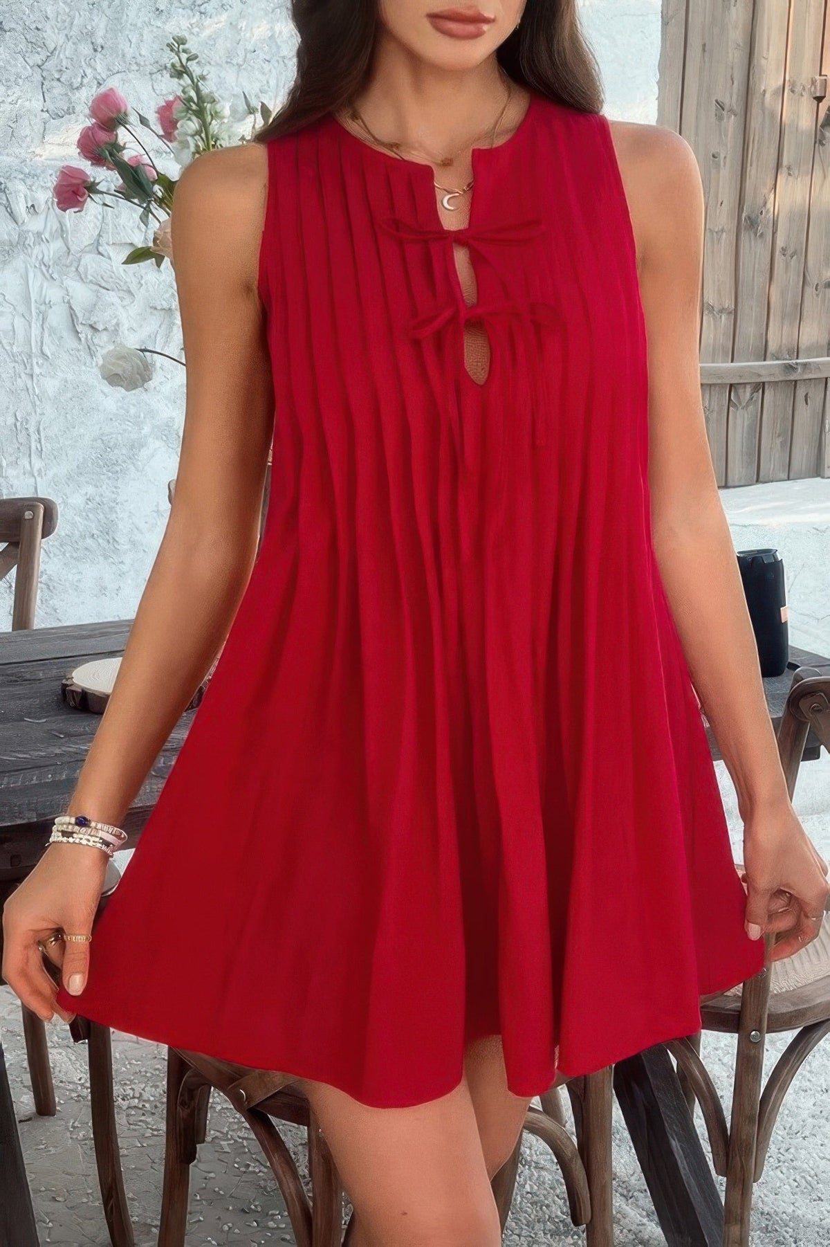 Solid Tie Knot Pleated Sleeveless Mini Dress