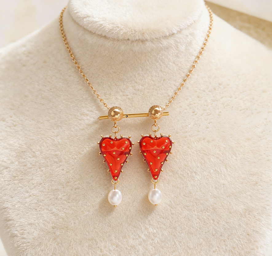 Palace Sheer Tassel Heart &amp; Strawberry Earring Set