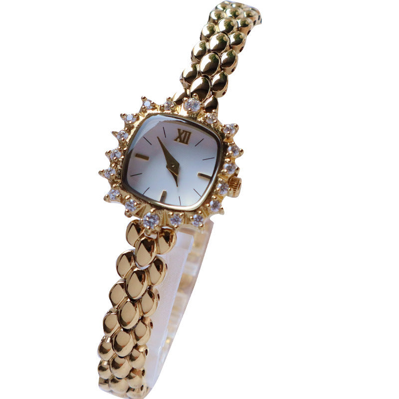 Womens Niche Vintage Thin-chain Watch