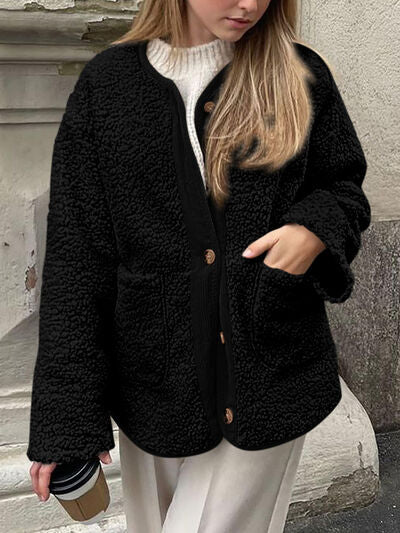Modern Cozy Women Luxuriously Cozy Contrast Button Up Sherpa Jacket with Pockets For Fall &amp; Winter
