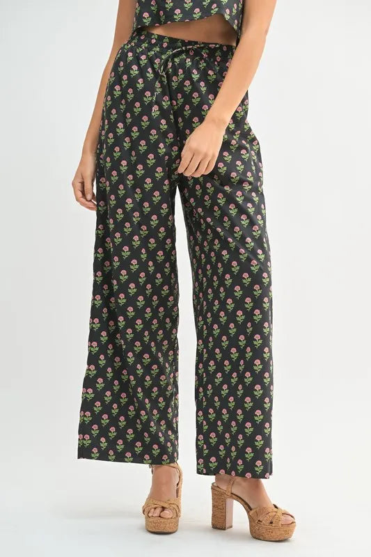 MABLE Floral Print Ruffle Top and Pants Set