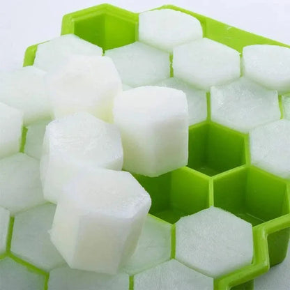 Amazing Honeycomb Ice Cube Trays Reusable Silicone Ice cube Mold Free Ice maker with Removable Lids