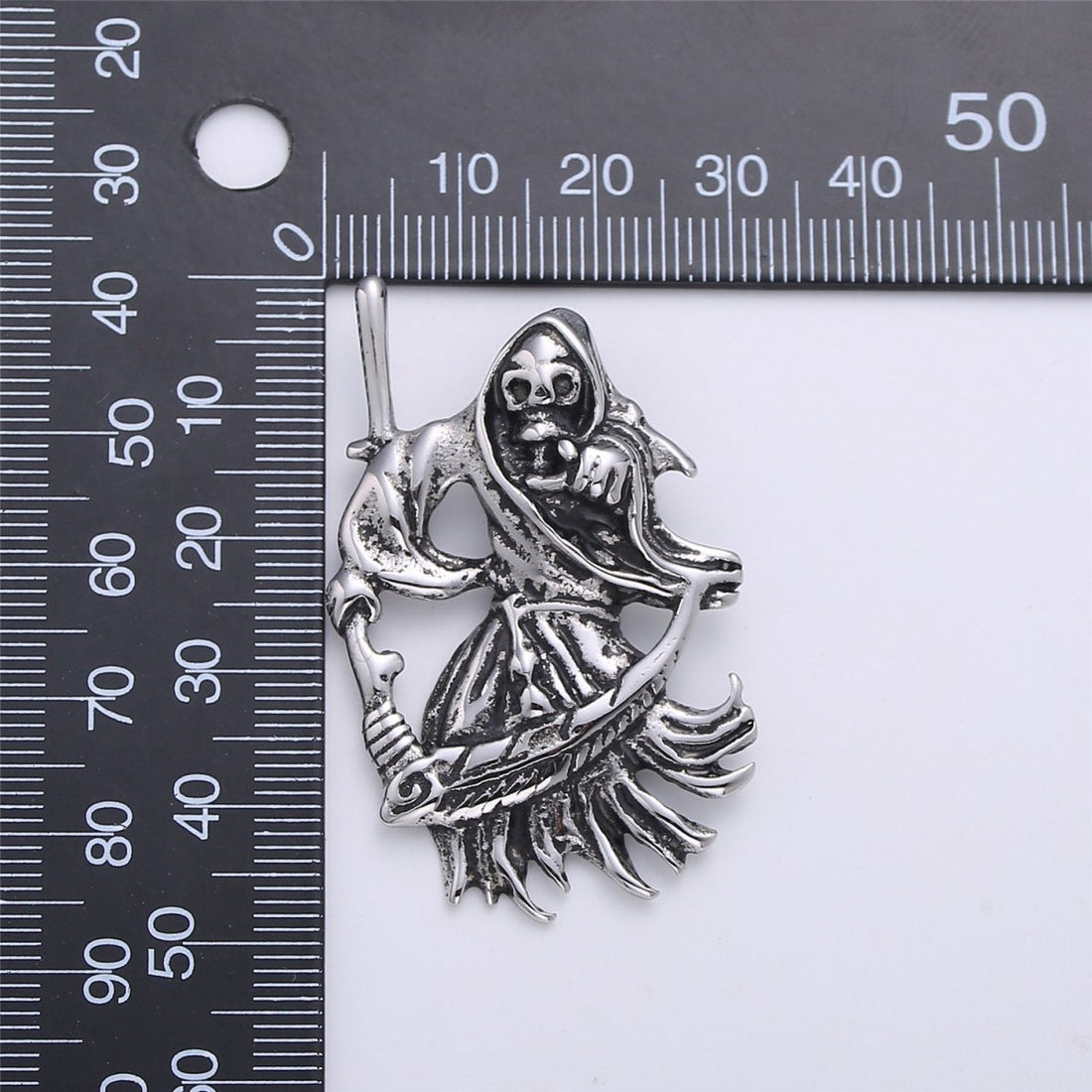 Antique Silver Grim Reaper Skull Pendant, Vintage grim Reaper Necklace Pendant in stainless Stee J-775