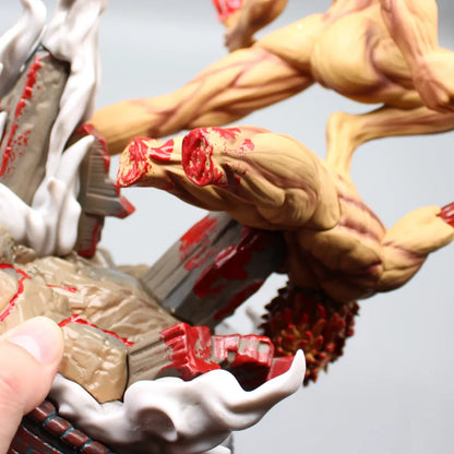 Attack on Titan Eren Jaeger Figure 29cm - PVC Armored Titan Statue