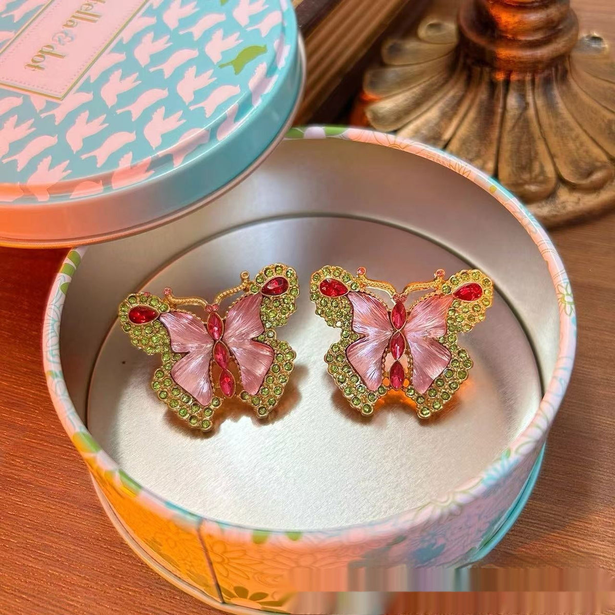 Butterfly Rhinestone Sweet Brooch Necklace Suit