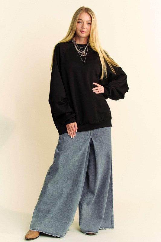Davi &amp; Dani Round Neck Raglan Sleeve Sweatshirt for Women