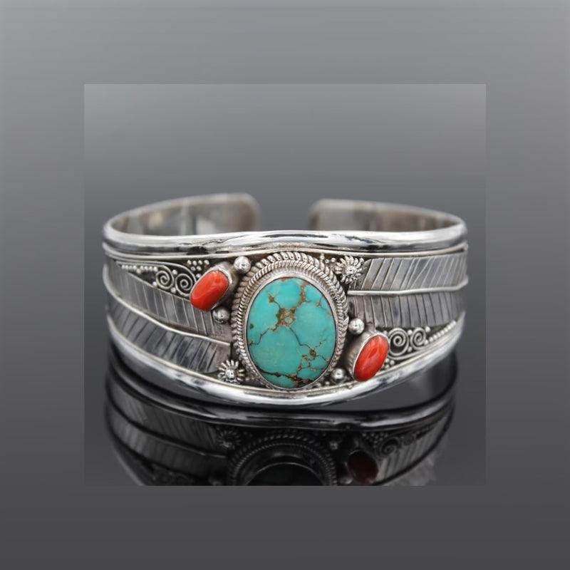 Stylish Turquoise Open Bracelet for Elegant Looks