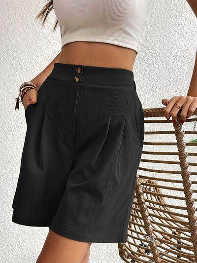 Pocketed Half Elastic Waist Shorts with Side Pockets