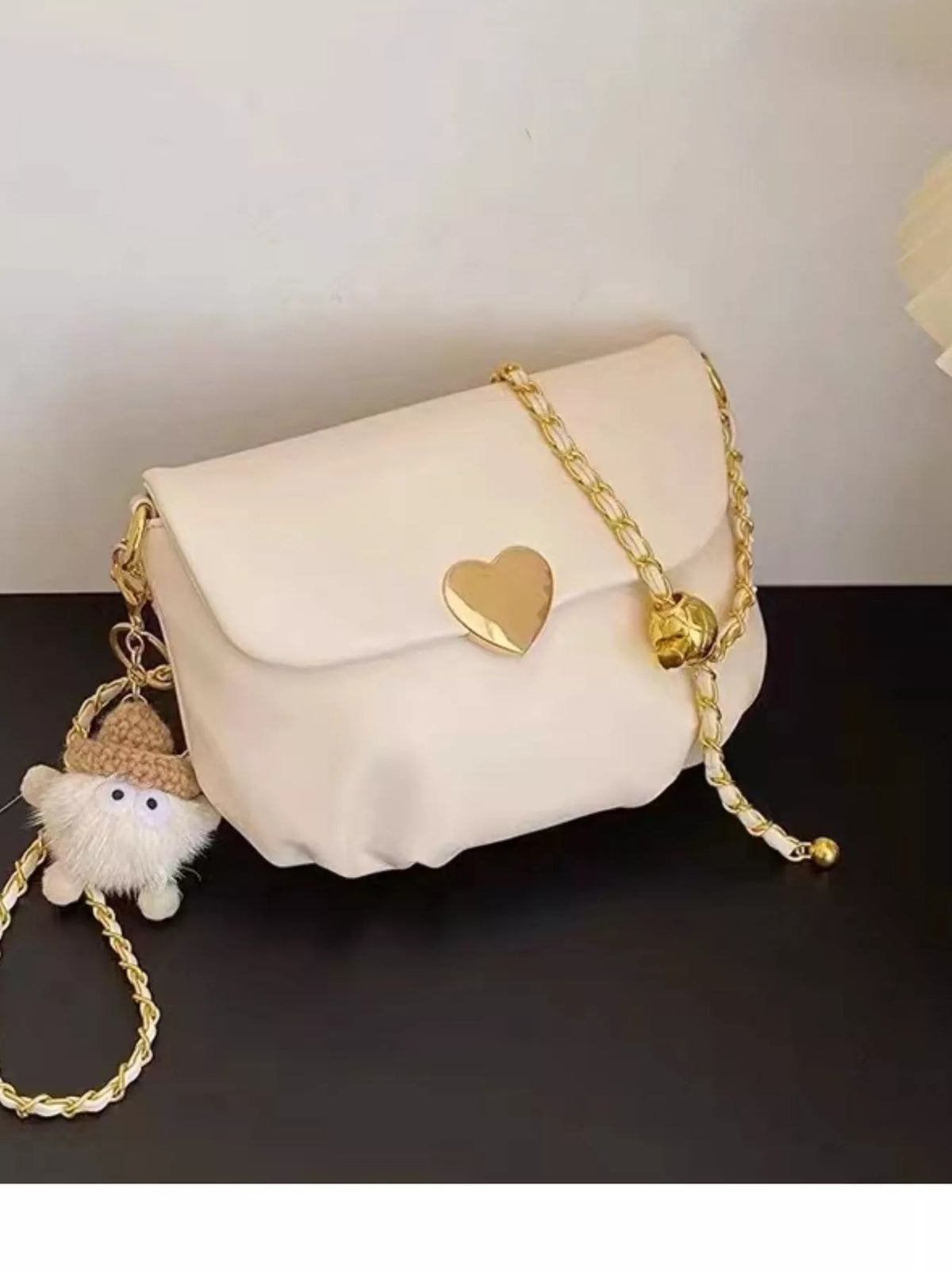 Heart Buckle Chain Crossbody Bag