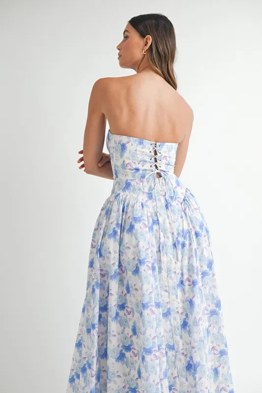 MABLE Sweetheart Neckline Floral Printed Midi Dress
