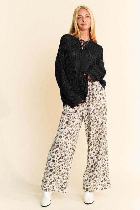 Davi &amp; Dani Star Front Crochet Drop Shoulder Knit Top