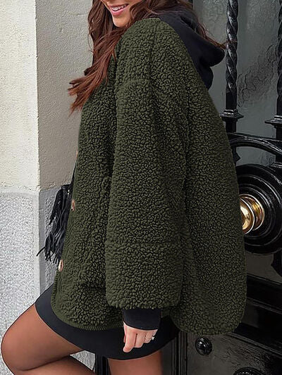 Modern Cozy Women Luxuriously Cozy Contrast Button Up Sherpa Jacket with Pockets For Fall &amp; Winter