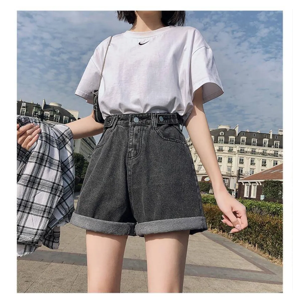 Classic Harajuku Jean Shorts