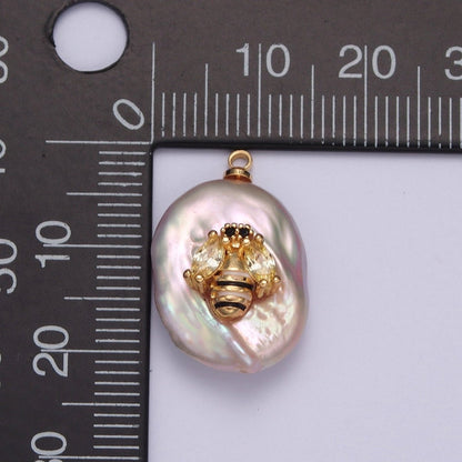 Cubic Zirconia Honeybee Queen Bumble Bee Freshwater Pearl Charm | X-155