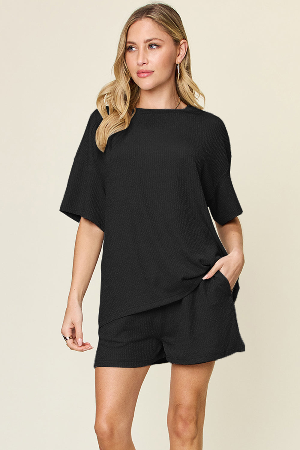 Slightly Stretchy Round Neck T-Shirt &amp; Shorts Set