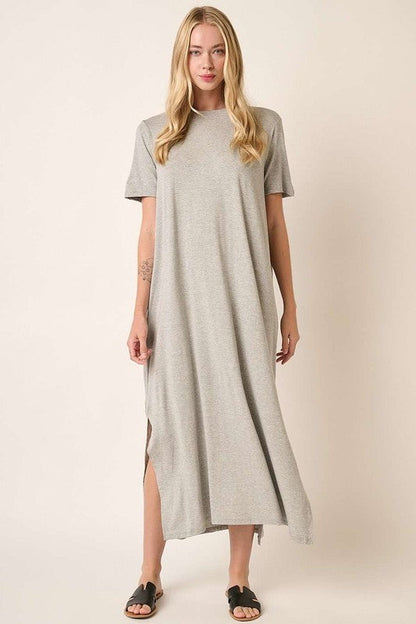 Side Slit Round Neck Short Sleeve Maxi Dress For Women – Casual and Chic Dress with Side Slits for a Relaxed yet Polished Look