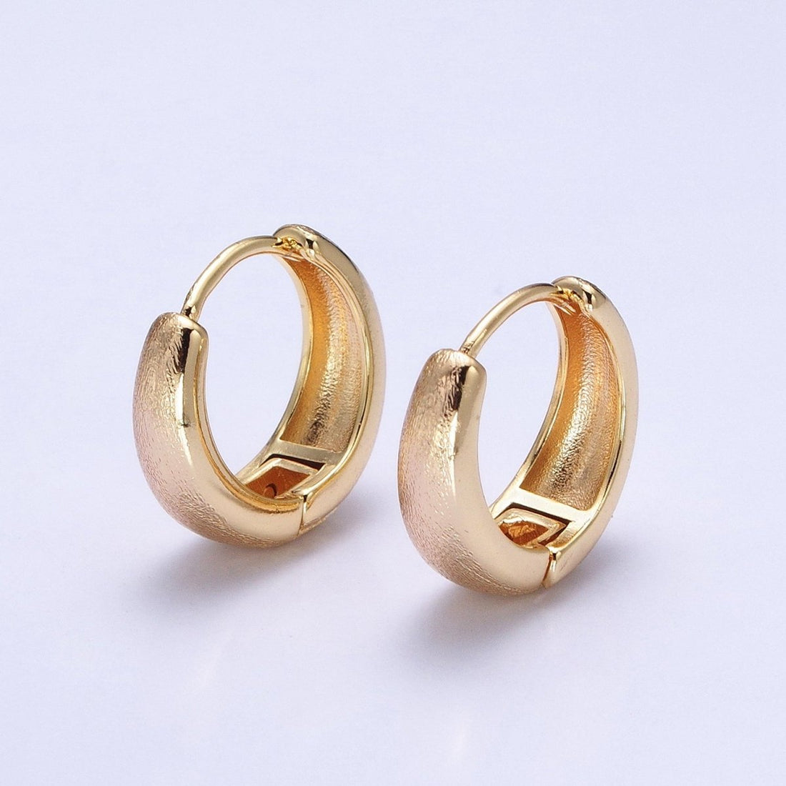 Dainty Gold Filled Huggie Earring Simple Minimalist 16mm Hoop Earring AB750