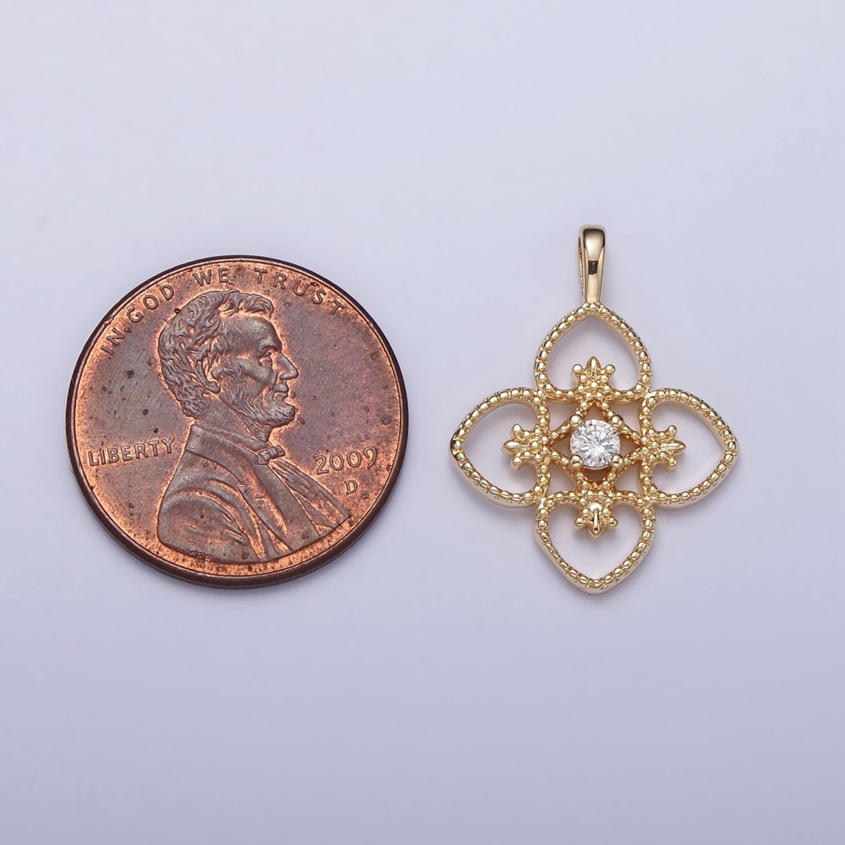 Dainty Gold Four Leaf Flower Clover Pendant For Bracelet Necklace Component AC351