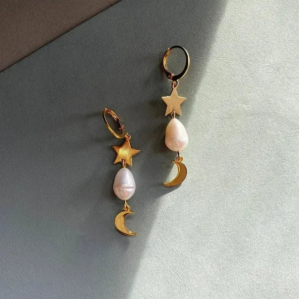 Night Sky Pearl Earrings | Gold Plated Celestial Jewelry - Femstylo