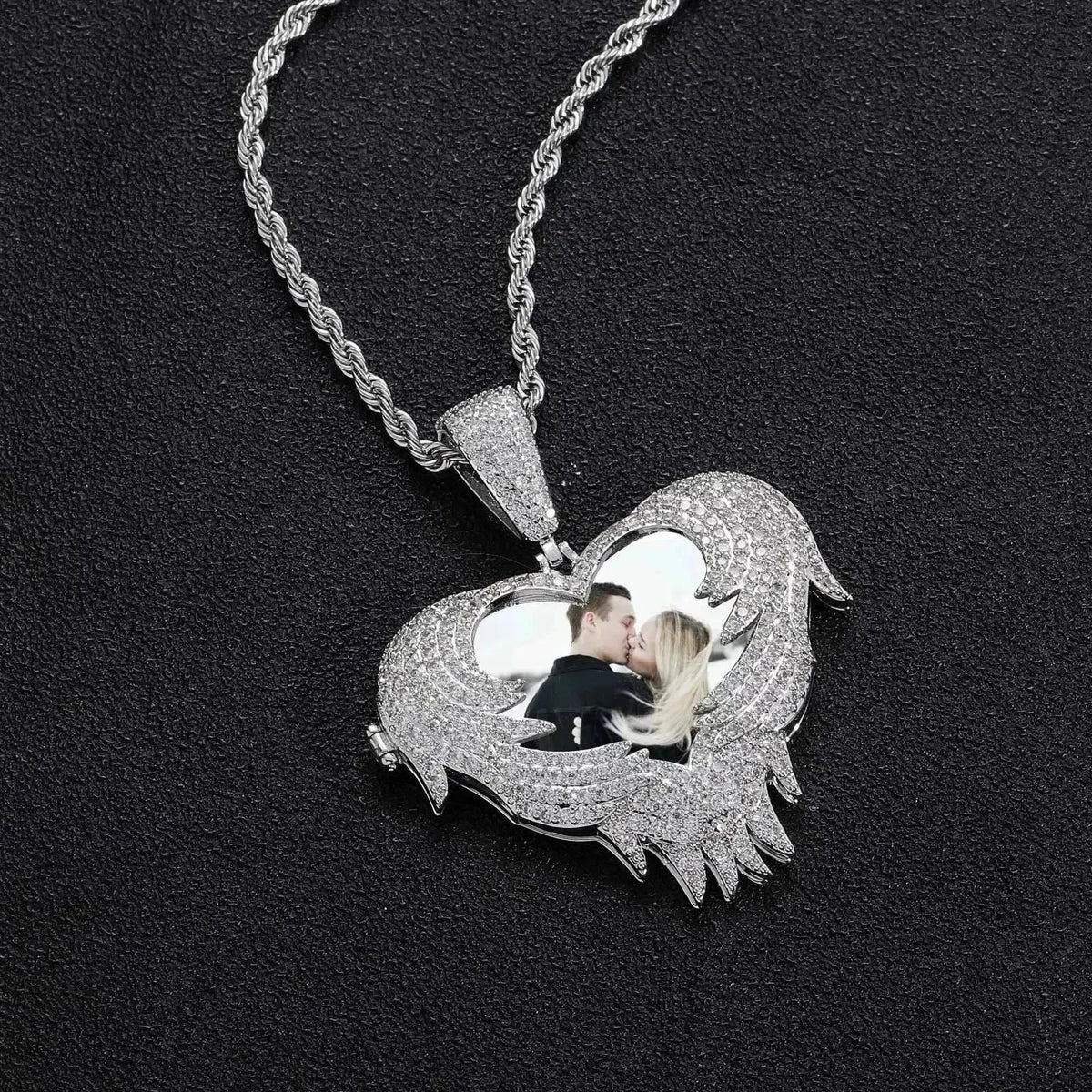 LoveShell™ – Custom Clamshell Heart Photo Pendant | Iced Out Zircon