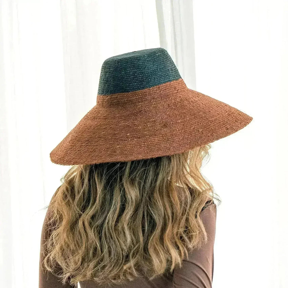RIRI DUO Jute Straw Hat, in Burnt Sienna &amp; Black