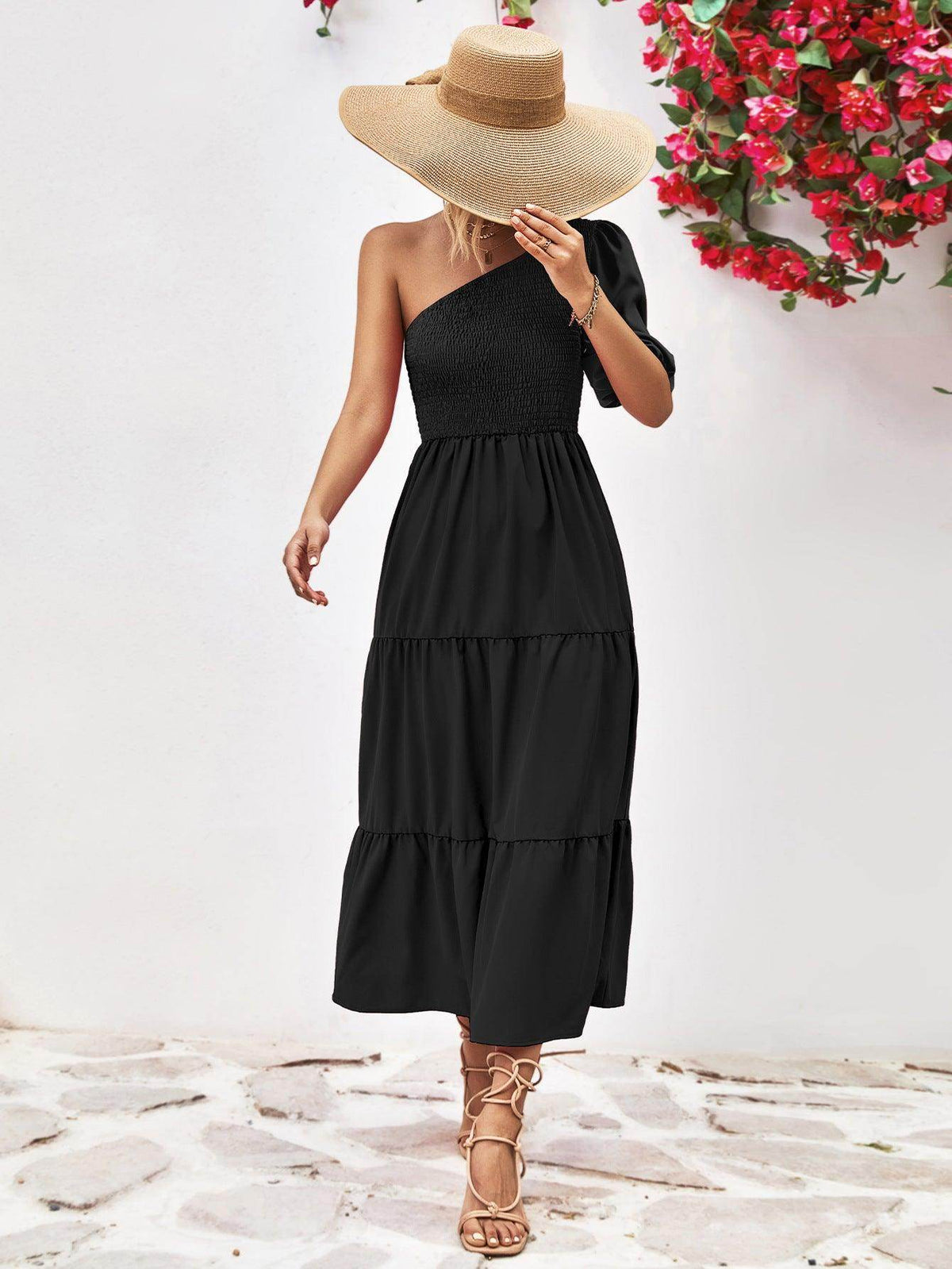 Chic Smocked One-Shoulder Midi Dress for Elegant Style
