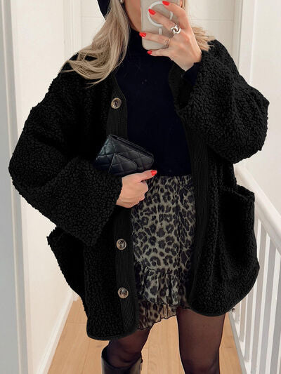 Modern Cozy Women Luxuriously Cozy Contrast Button Up Sherpa Jacket with Pockets For Fall &amp; Winter