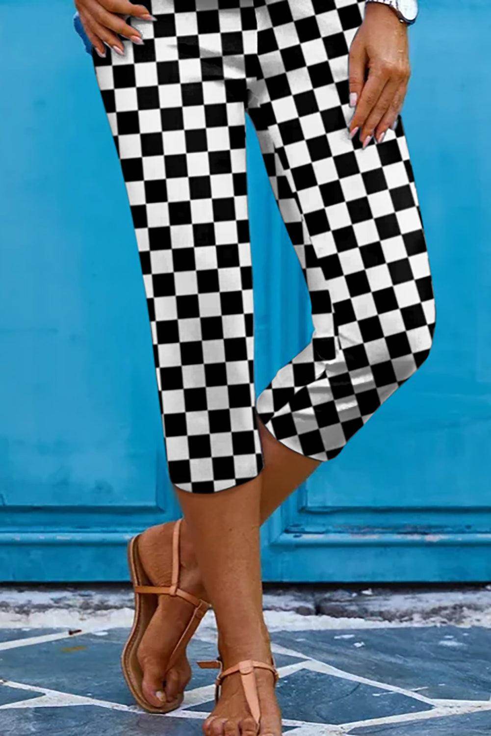 Stylish Checkered Skinny Capris for Women in Various Sizes