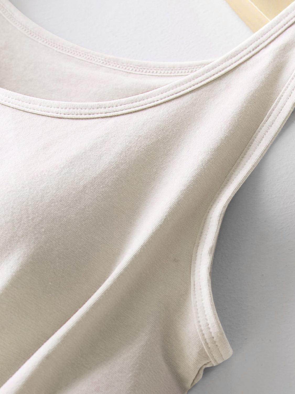 Round Neck Tank with Bra for Comfortable Everyday Wear