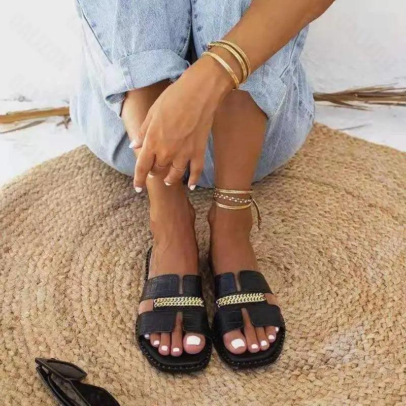 Elegant Black Women Chain Flip Flops Luxury Design  Sandal Women Outdoor Slippers Casual Style Sandals