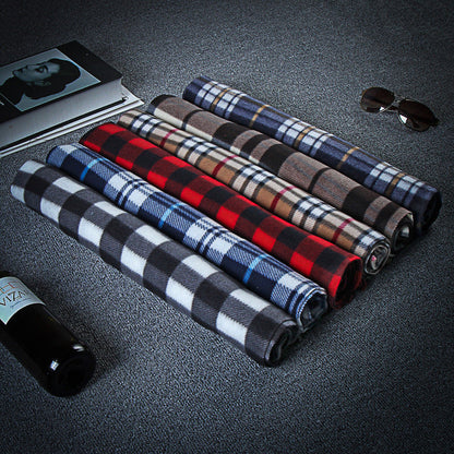 Autumn And Winter Black And White Plaid Plus-sized Thickening Thermal Men&