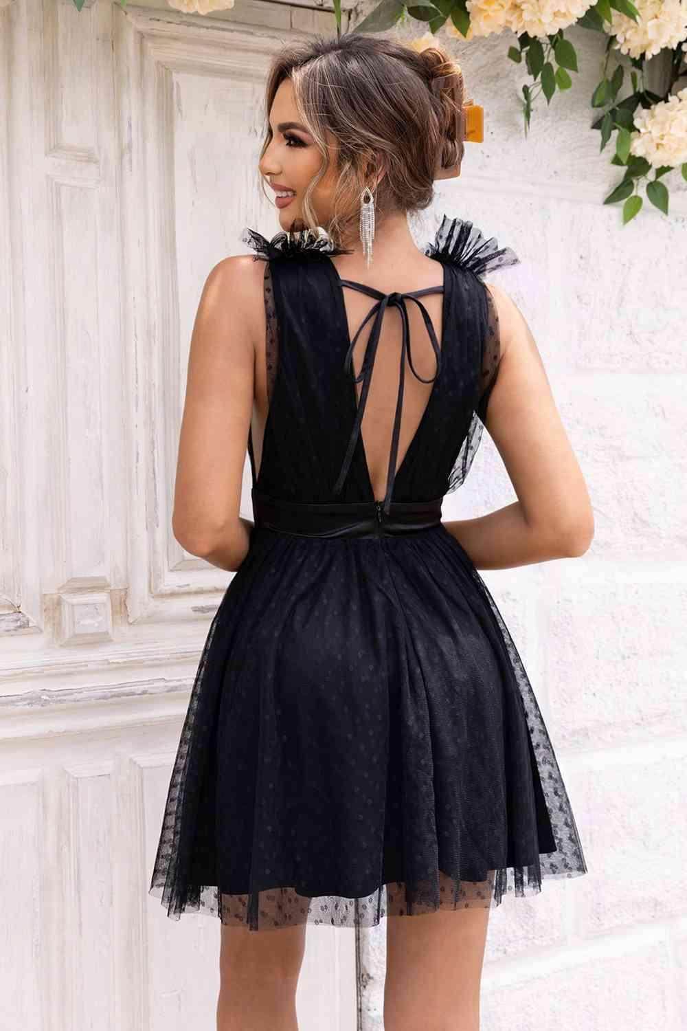 Open Back Sleeveless Mesh Dress with Lace Detail and Lining