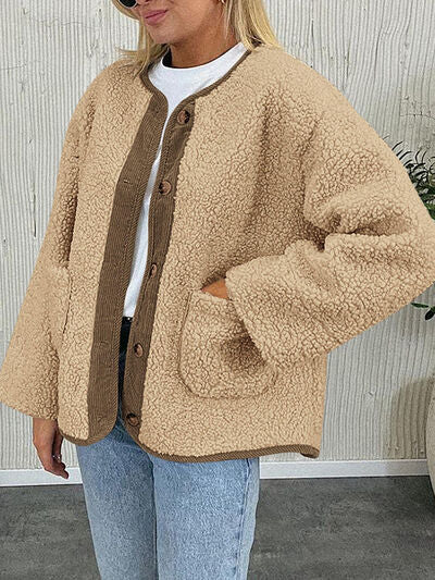 Modern Cozy Women Luxuriously Cozy Contrast Button Up Sherpa Jacket with Pockets For Fall &amp; Winter