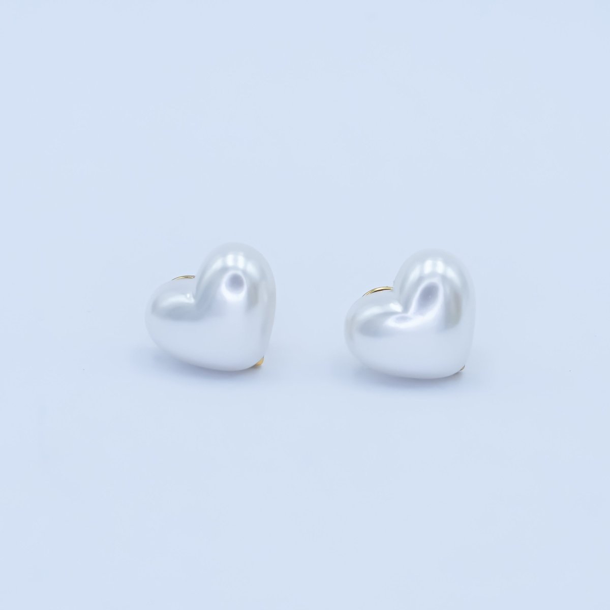Faux Pearl Heart Stud Earrings in Gold Silver Jewelry AB-550