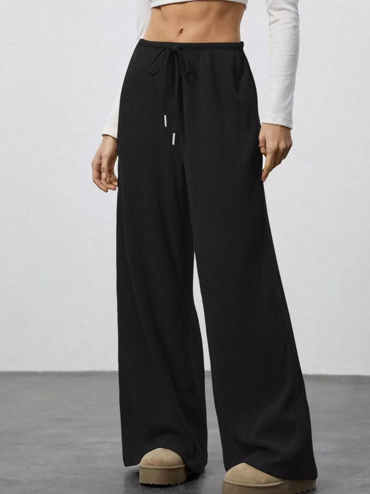 Relaxed Fit Wide Leg Pants