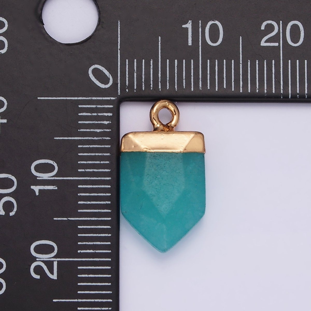 Gemstone Pointed Pendant Stone Crystal, Amethyst, Quartz, Labradorite, Amazonite, Teal Gold Plated N1728 N1729 N1730 N1731 N1732