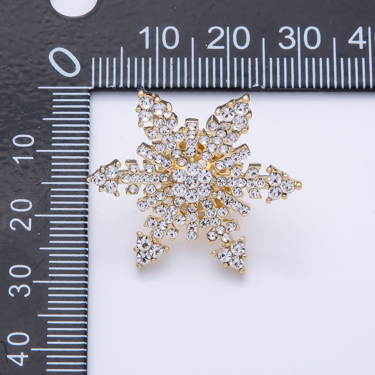 Gold 30mm Rhinestone Winter Snowflakes Pin Brooch | BH-052
