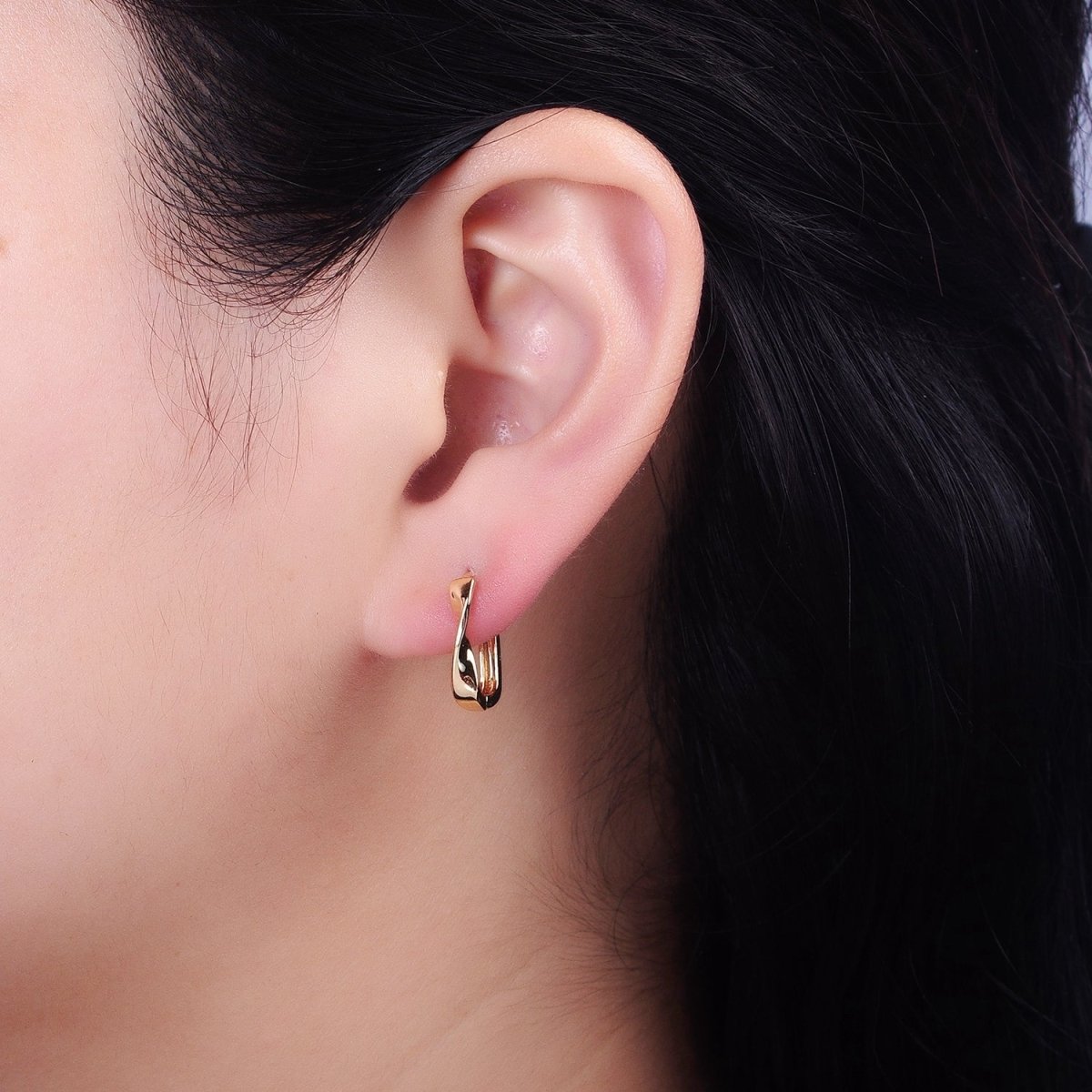 Gold Filled Twisted Geometric 15.5mm Oblong U-Shaped Hoop Earrings in Gold &amp; Silver | AB827 AB1544