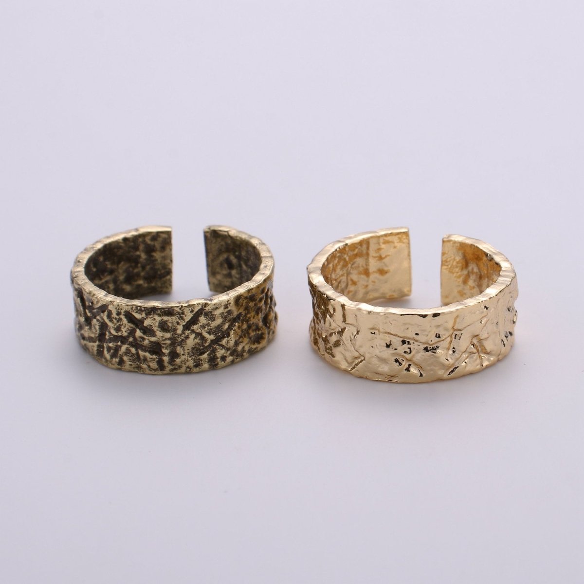 Gold Hammered Band--Men&
