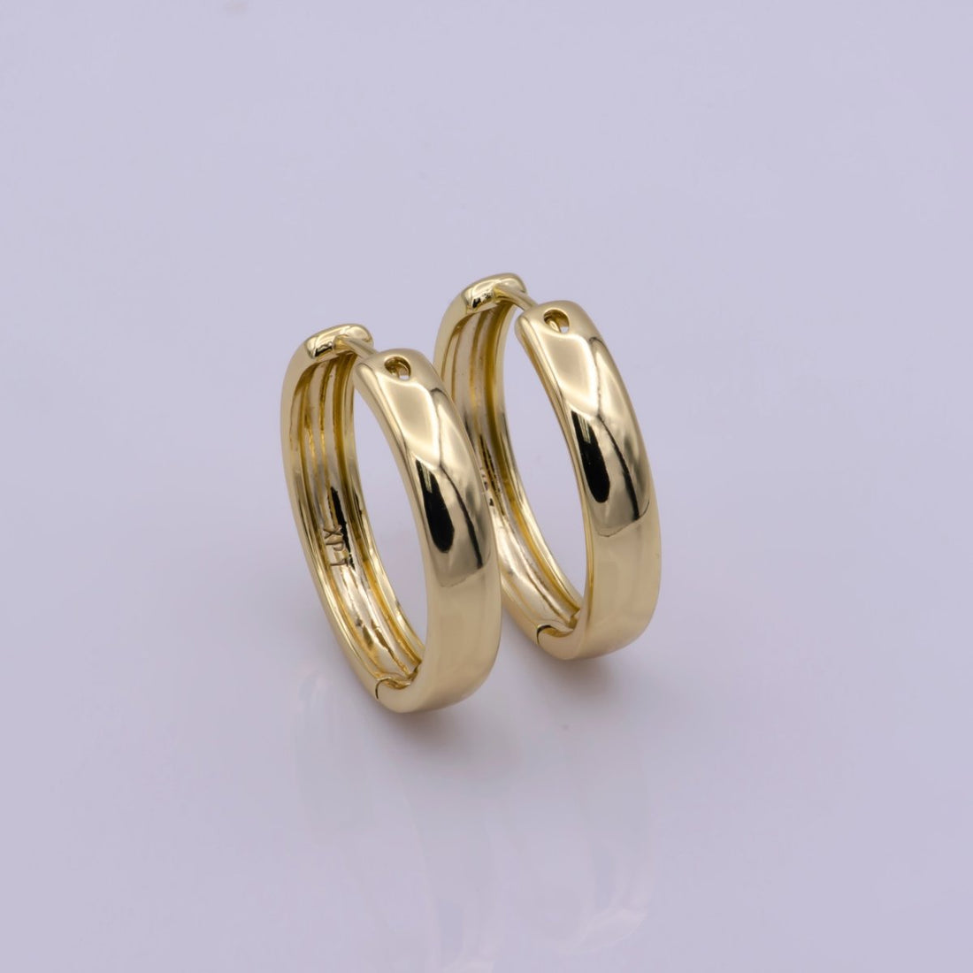 Gold Huggie Hoop Earrings • 25mm Hoops • Cartilage Hoop • Small Hoop Earrings • Gold Mini Hoop T-204