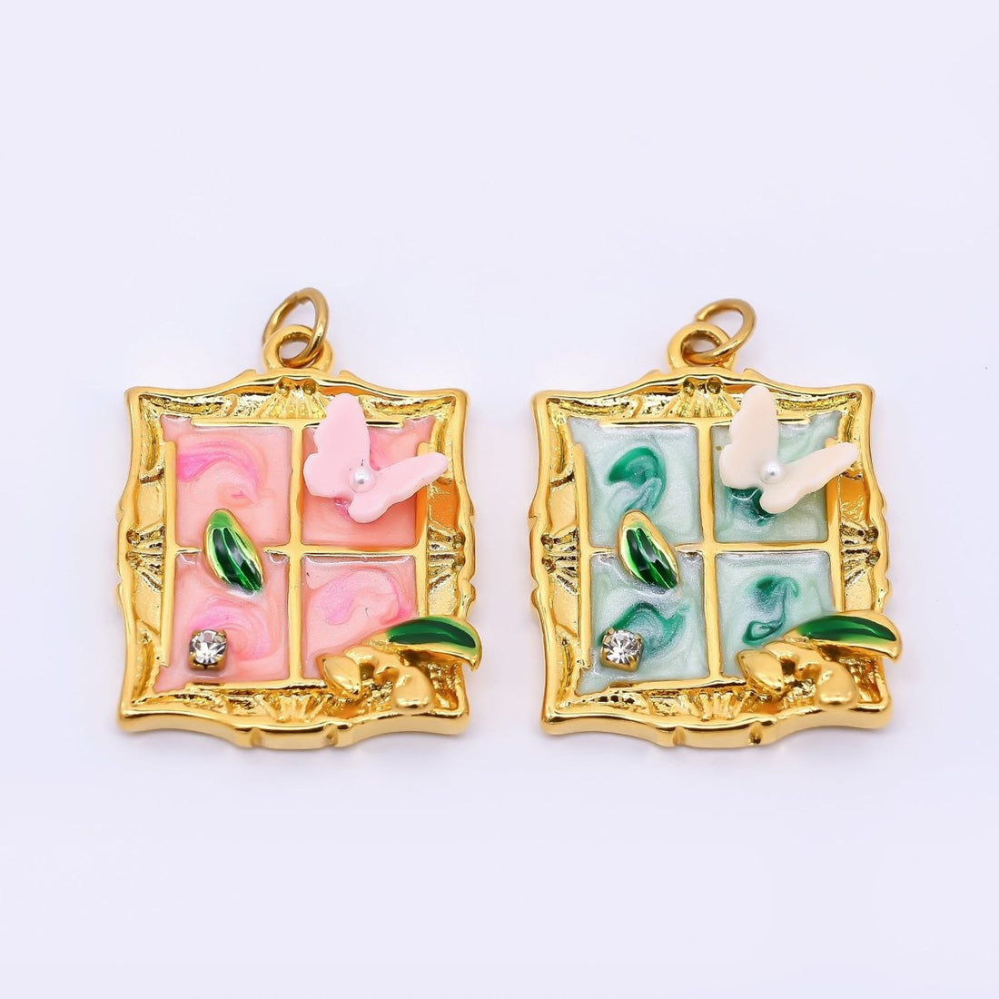 Gold Stainless Steel 26mm Hand-Painting Enamel Windows with Butterfly Charm in Green &amp; Pink | J010