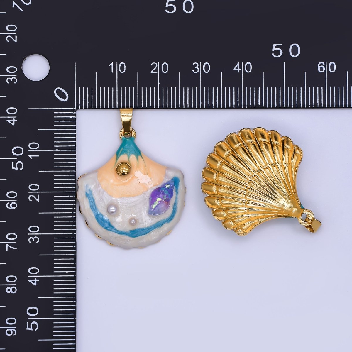 Gold PVD Stainless Steel 30mm Multicolor Enamel Clam Sea Shell Summer Pendant | J187