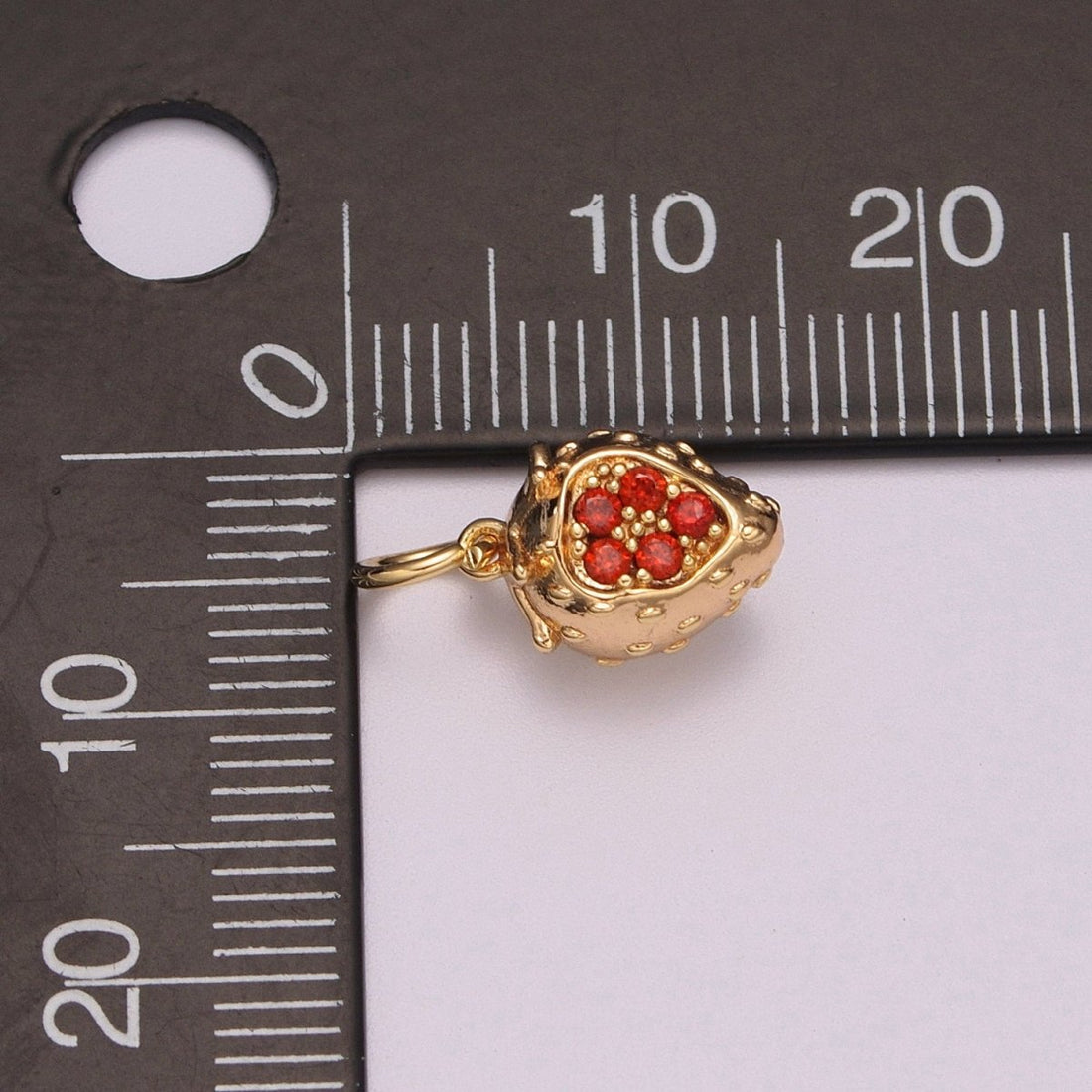 Gold Strawberry Charm Cubic Fruit Charm Summer Foodies Pendant Dangle Charms for Bracelet Necklace Earring Supply Component, M-769