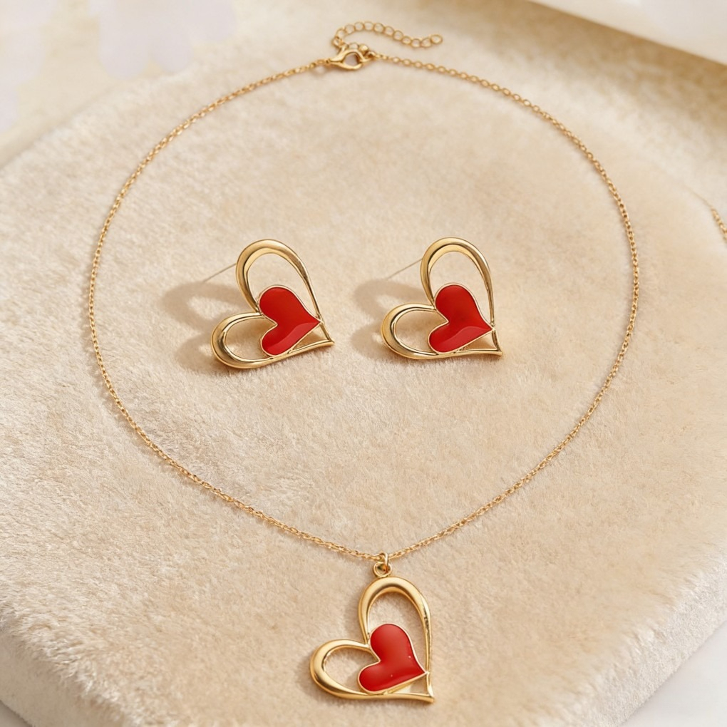 Sweet Hollow Heart Pendant Necklace &amp; Earrings Set