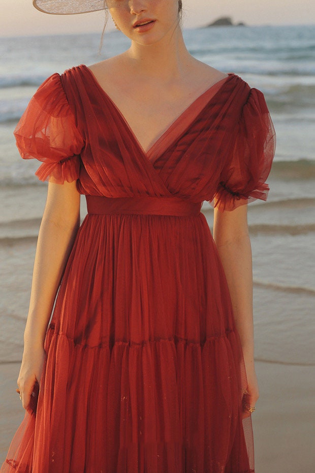 Cape-shoulder short sleeves ruched bodice V-neck layered skirt long tulle prom dress
