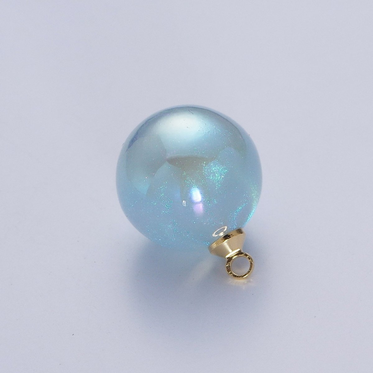 Iridescent Sparkly Blue &amp; White Pearl Round Charm Pendant For Jewelry Making  P-1558~P-1562