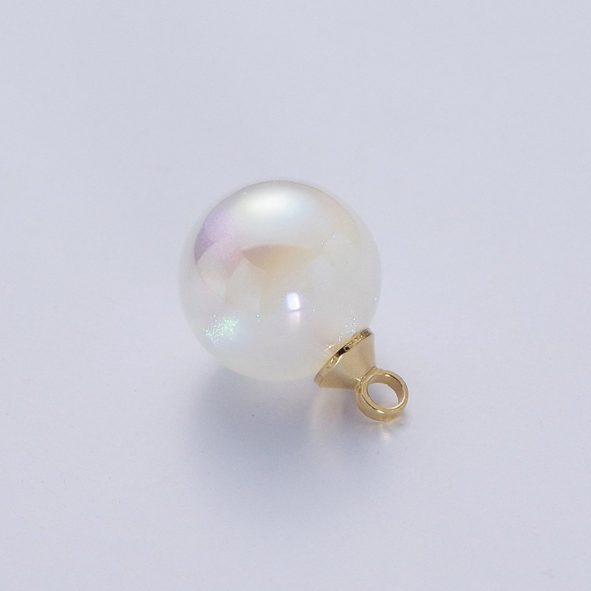 Iridescent Sparkly Blue &amp; White Pearl Round Charm Pendant For Jewelry Making  P-1558~P-1562
